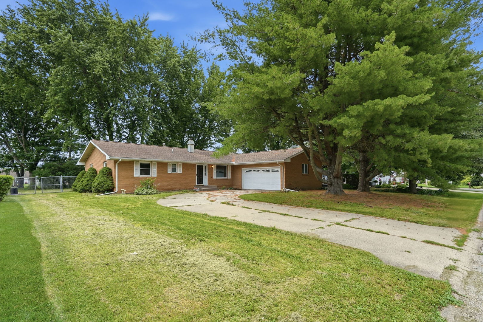 109 North 3rd Street Colona, IL 61241 - Photo 4 of 25