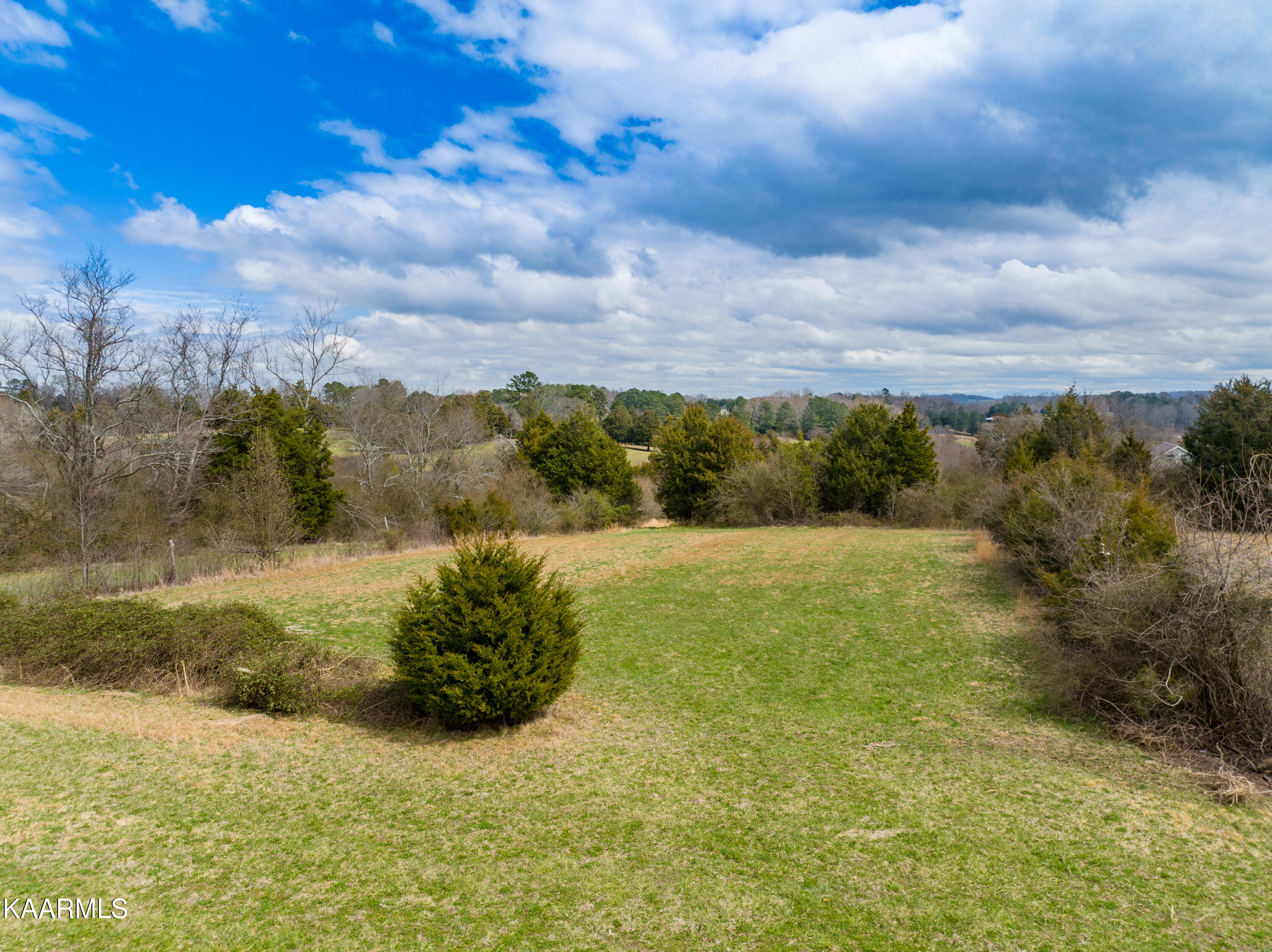 314 County Road Niota, TN 37826 - Photo 5 of 17 124 County Road 314, Sweetwater, TN-3