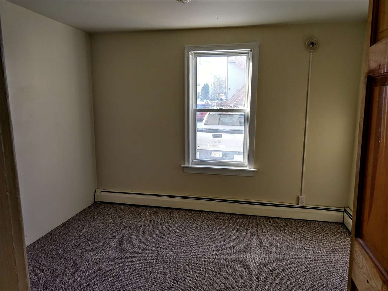 548 Rimmon Street Manchester, NH 03102 - Photo 12 of 38