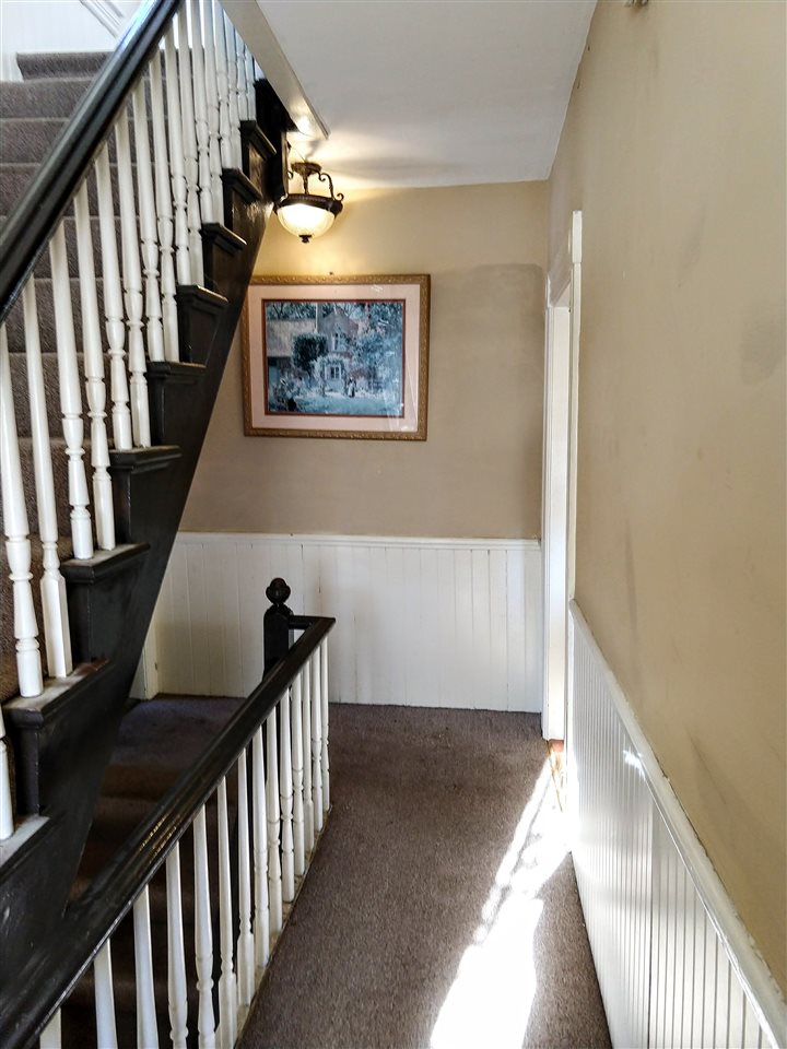 548 Rimmon Street Manchester, NH 03102 - Photo 16 of 38