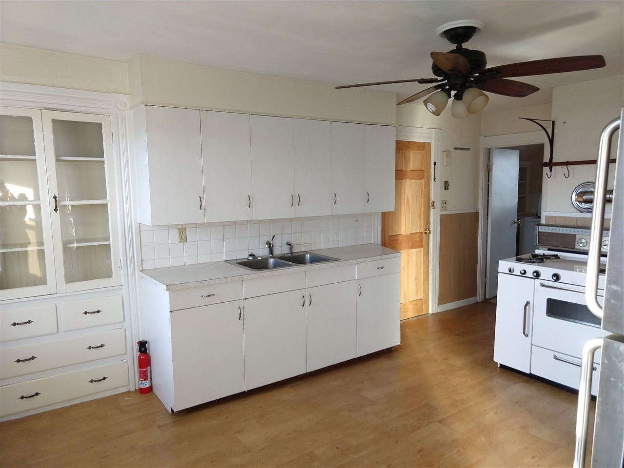 548 Rimmon Street Manchester, NH 03102 - Photo 26 of 38