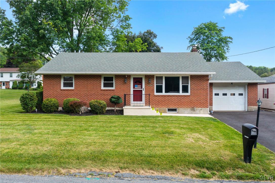 4440 Steuben Road Bethlehem, PA 18020 - Photo 2 of 32 Gallery Image 2