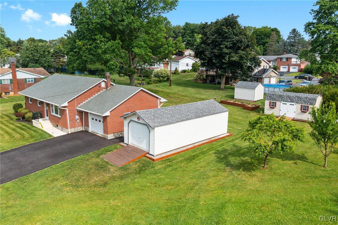 4440 Steuben Road Bethlehem, PA 18020 - Photo 4 of 32 Gallery Image 4