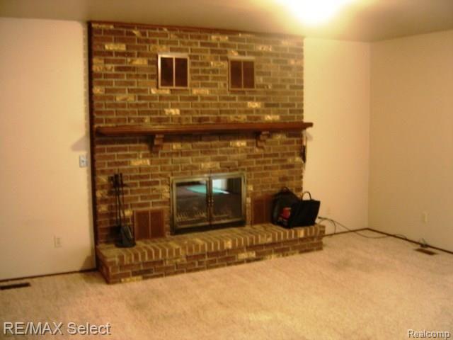 7021 Brewer Road Flint, MI 48507 - Photo 8 of 23 DSC02618.JPG