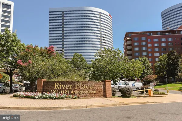 $1,539 | 1111 Arlington Boulevard, Unit 815, Arlington, VA 22209