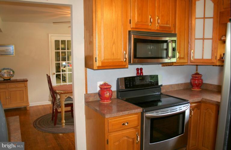 819 Petem Road Kingsville, MD 21087 - Photo 4 of 24 Kitchen