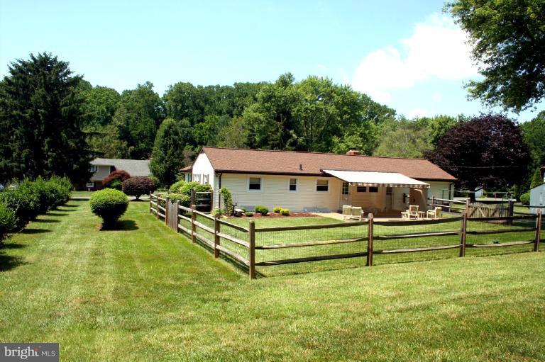 819 Petem Road Kingsville, MD 21087 - Photo 8 of 24 Exterior (Rear)