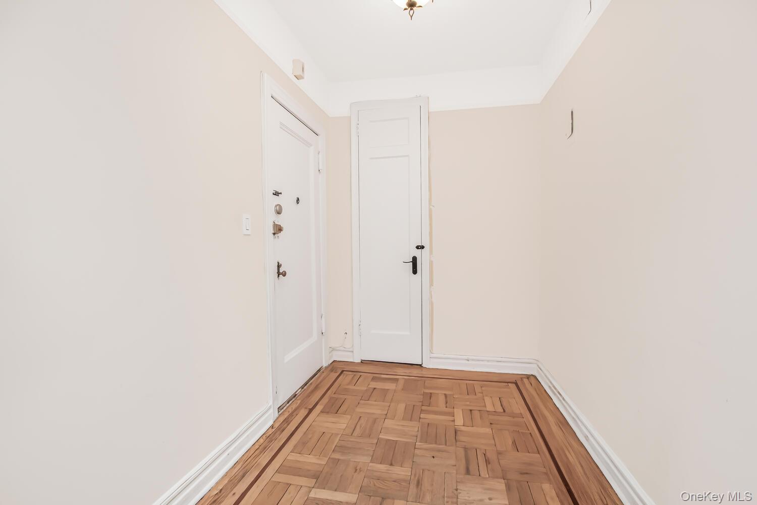 219 Bronx River Road, Unit 5A Yonkers, NY 10704 - Photo 5 of 14 a view of an empty room