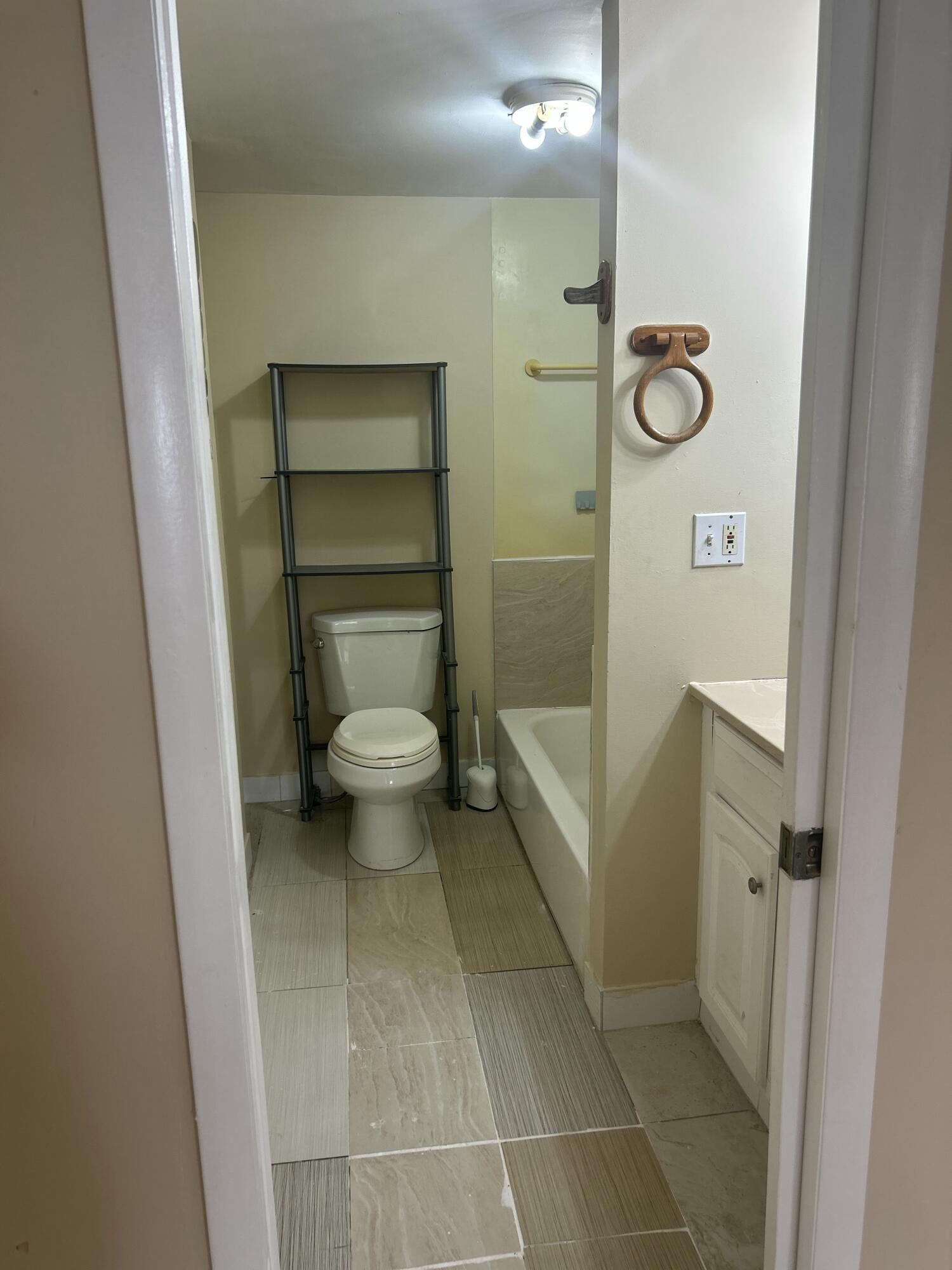 10331 Marlin Drive Boca Raton, FL 33428 - Photo 3 of 13 IMG_4754