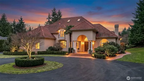 $2,395,000 | 15622 Uplands Way Southeast, North Bend, WA 98045
