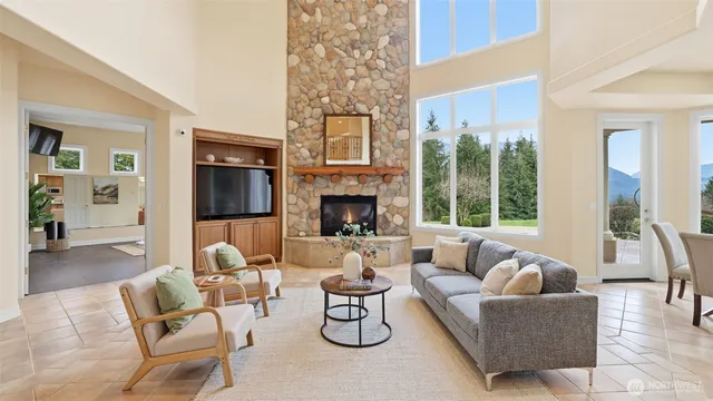 $2,395,000 | 15622 Uplands Way Southeast, North Bend, WA 98045