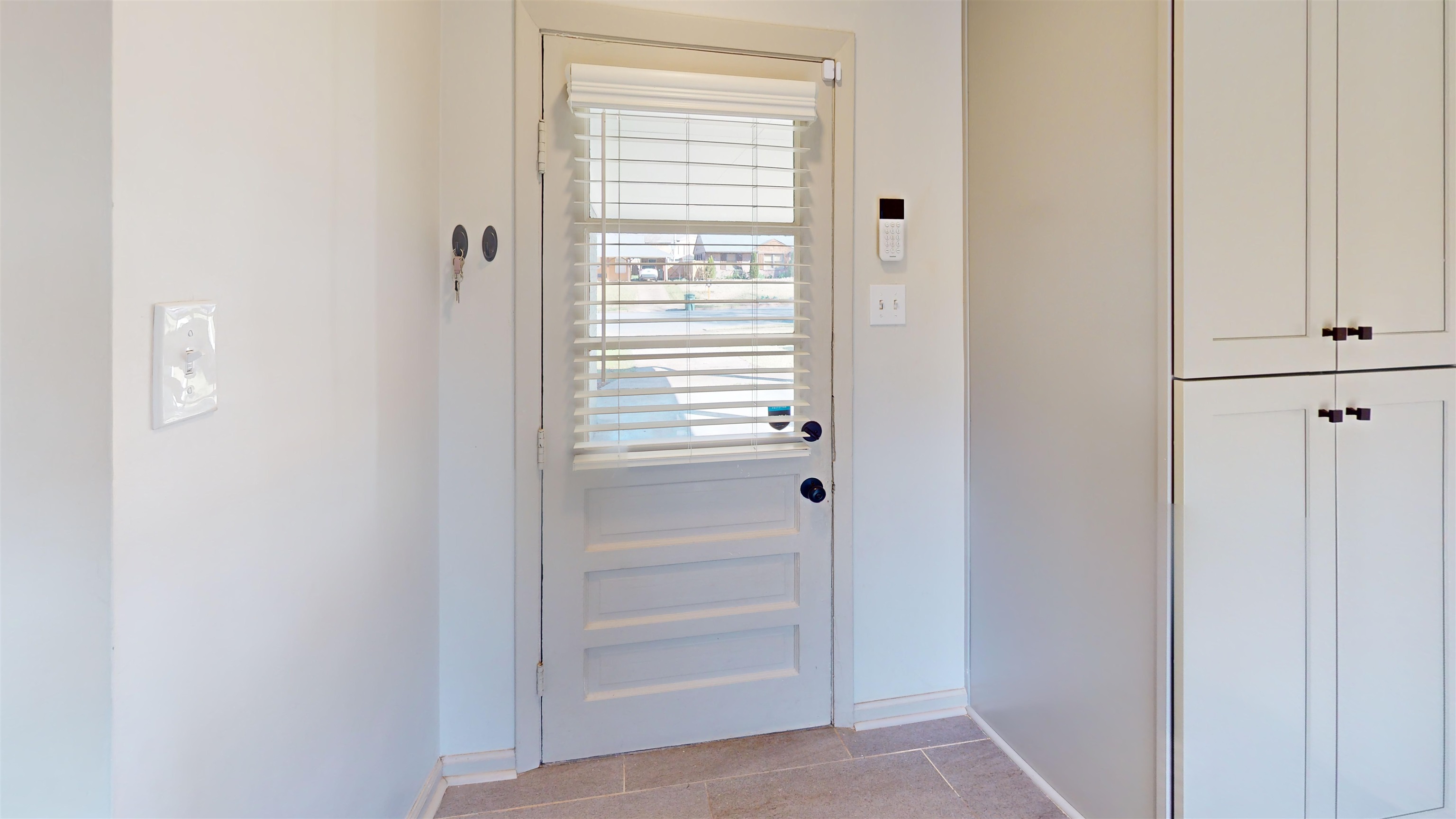 4779 Dee Road Memphis, TN 38117 - Photo 14 of 35 a view of walk in closet with empty racks