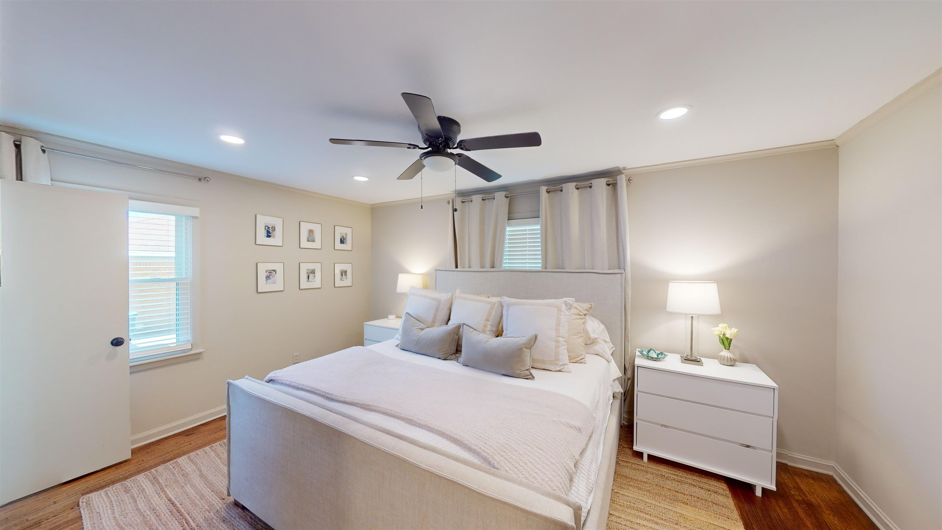 4779 Dee Road Memphis, TN 38117 - Photo 20 of 35 a bedroom with a bed and a window