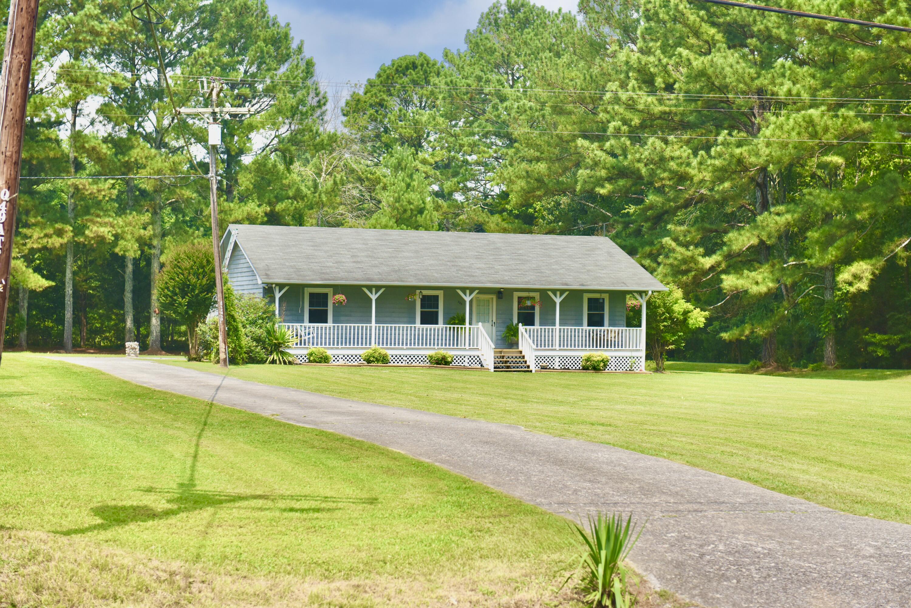 325 Rymer Road Cleveland, TN 37323 - Photo 1 of 27 398F170F-B7BC-4217-8317-31A057997986_1_2