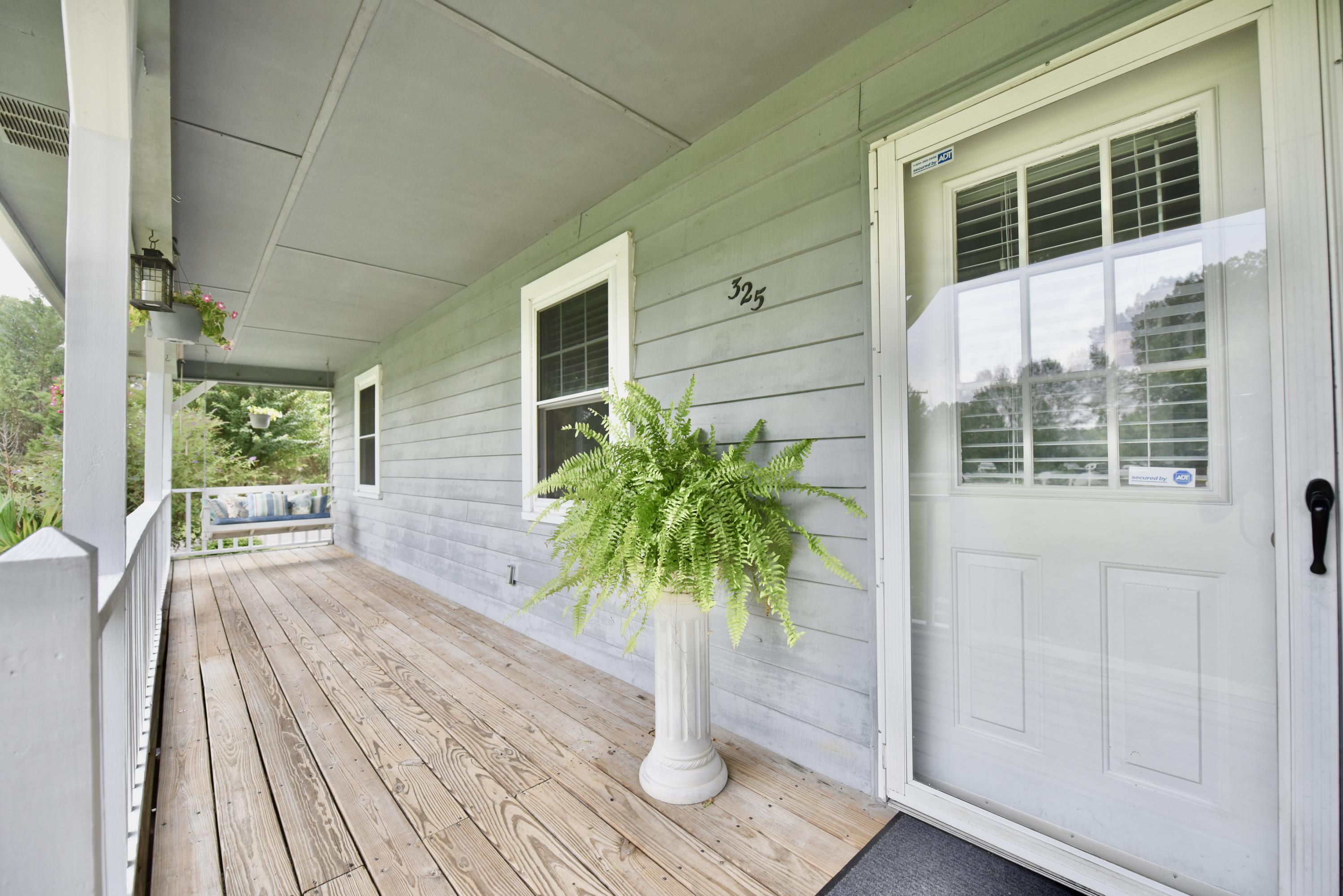 325 Rymer Road Cleveland, TN 37323 - Photo 4 of 27 D9A9AD3B-5DB4-4CF5-A73F-4EF843CE0AC7_1_2