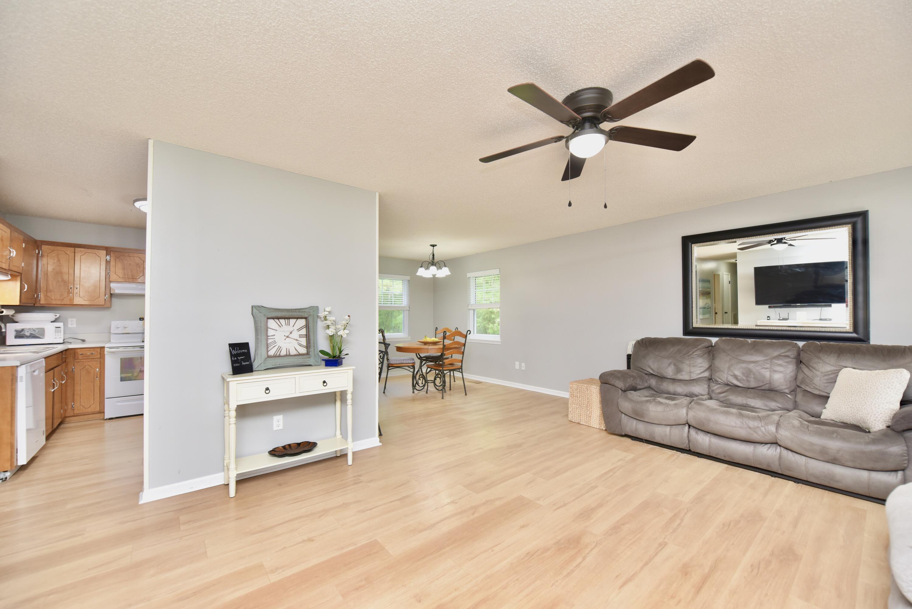 325 Rymer Road Cleveland, TN 37323 - Photo 5 of 27 B40FB95D-BDCF-49E8-8333-F578D702CF90_1_2