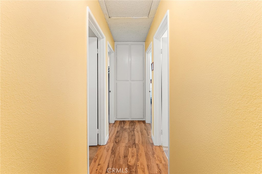 12536 Reed Avenue Grand Terrace, CA 92313 - Photo 13 of 33 Hallway