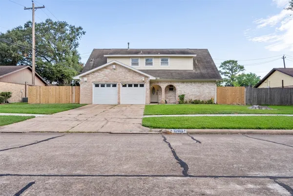 $2,550 | 10455 Shell Rock Road, La Porte, TX 77571