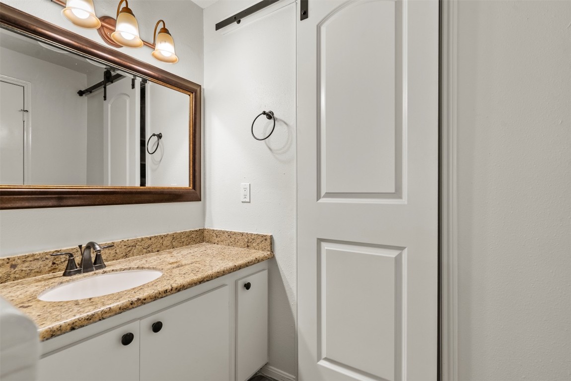 10455 Shell Rock Road La Porte, TX 77571 - Photo 14 of 22