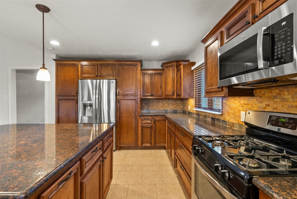 10455 Shell Rock Road La Porte, TX 77571 - Photo 6 of 22