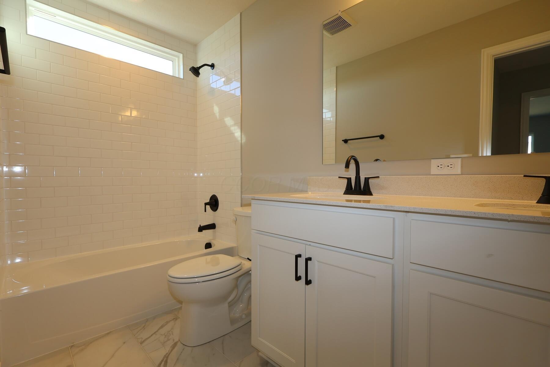 375 Birdwatcher Loop Galena, OH 43021 - Photo 18 of 22 Bathroom