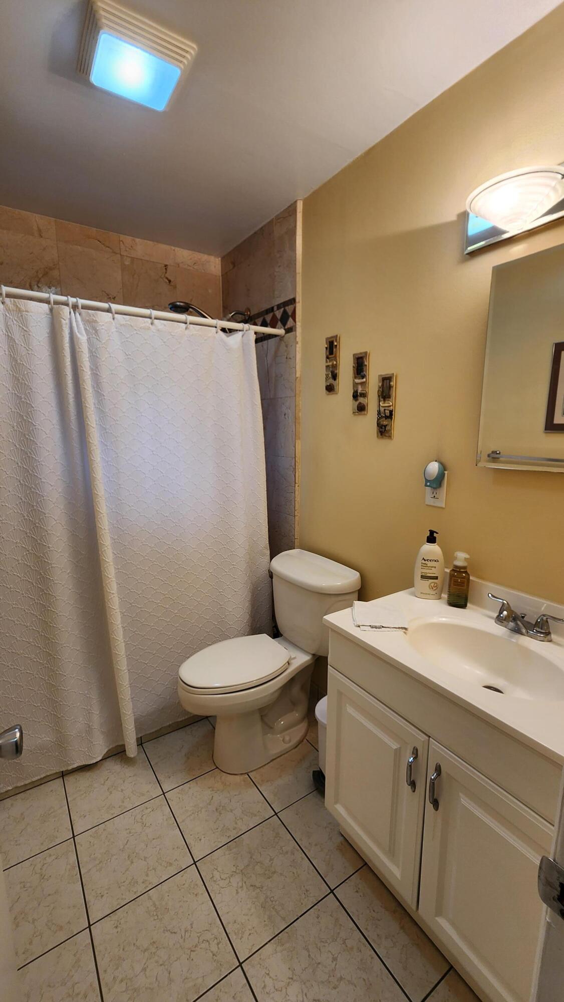5984 Orange Road West Palm Beach, FL 33413 - Photo 32 of 36 Unit #2