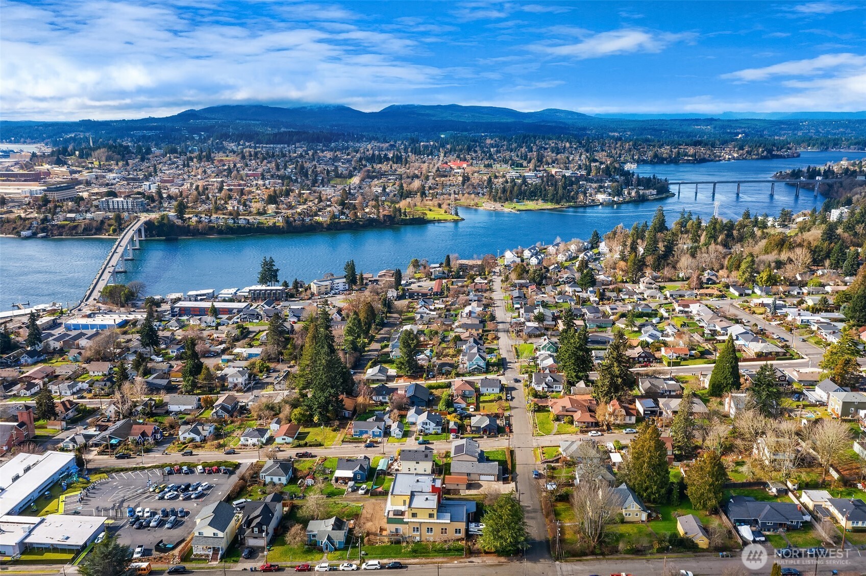 2401 East 16th Street Bremerton, WA 98310 - Photo 27 of 30 a view of a city