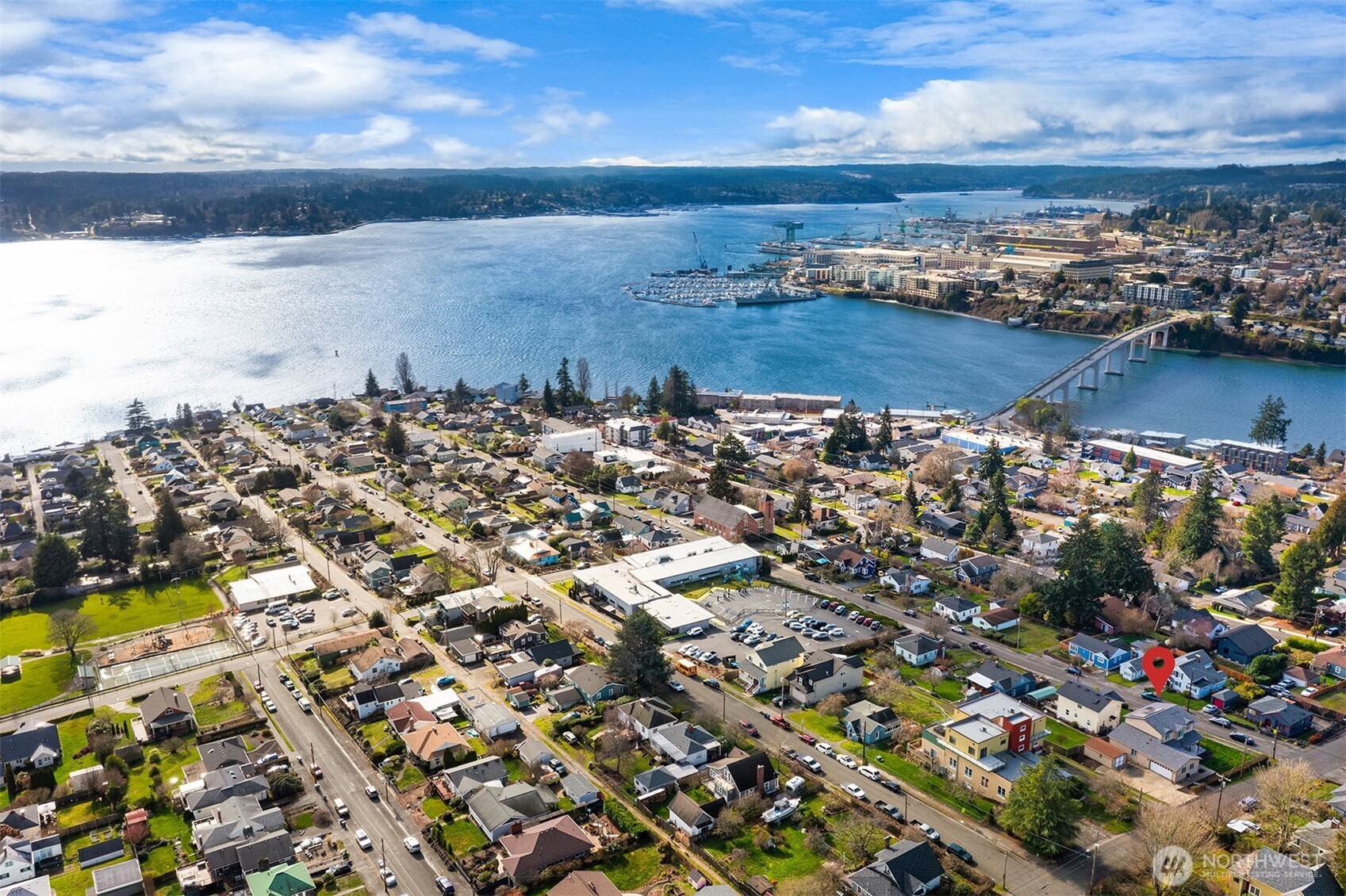 2401 East 16th Street Bremerton, WA 98310 - Photo 29 of 30 a view of a city