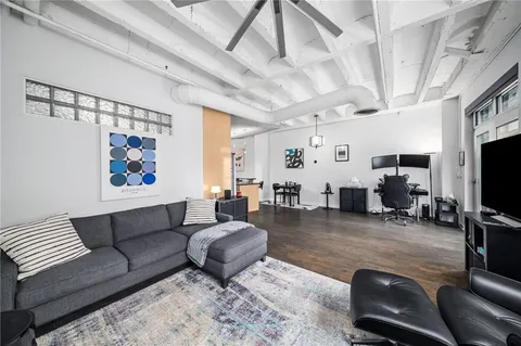 $314,000 | 805 Peachtree Street Northeast, Unit 318, Atlanta, GA 30308