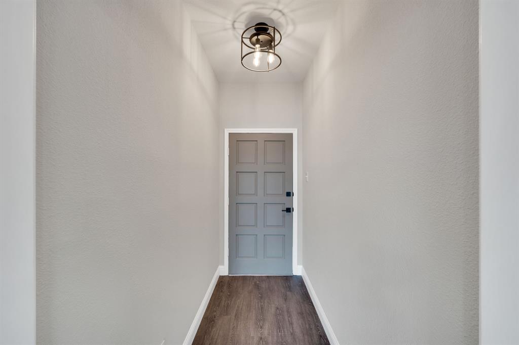104 Prairie View Lane Red Oak, TX 75154 - Photo 4 of 26