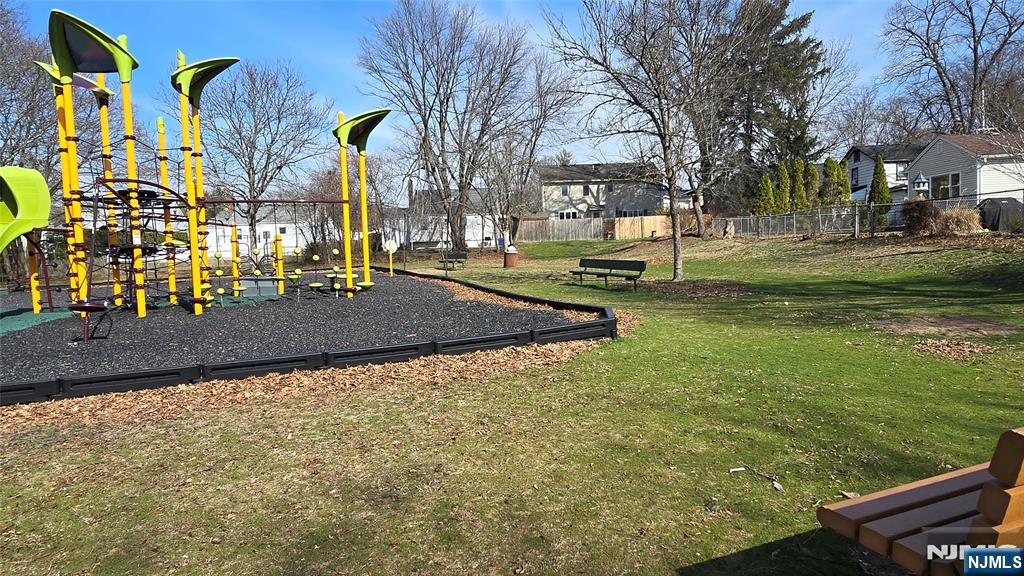 2-72 Saddle River Road Fair Lawn, NJ 07410 - Photo 29 of 33