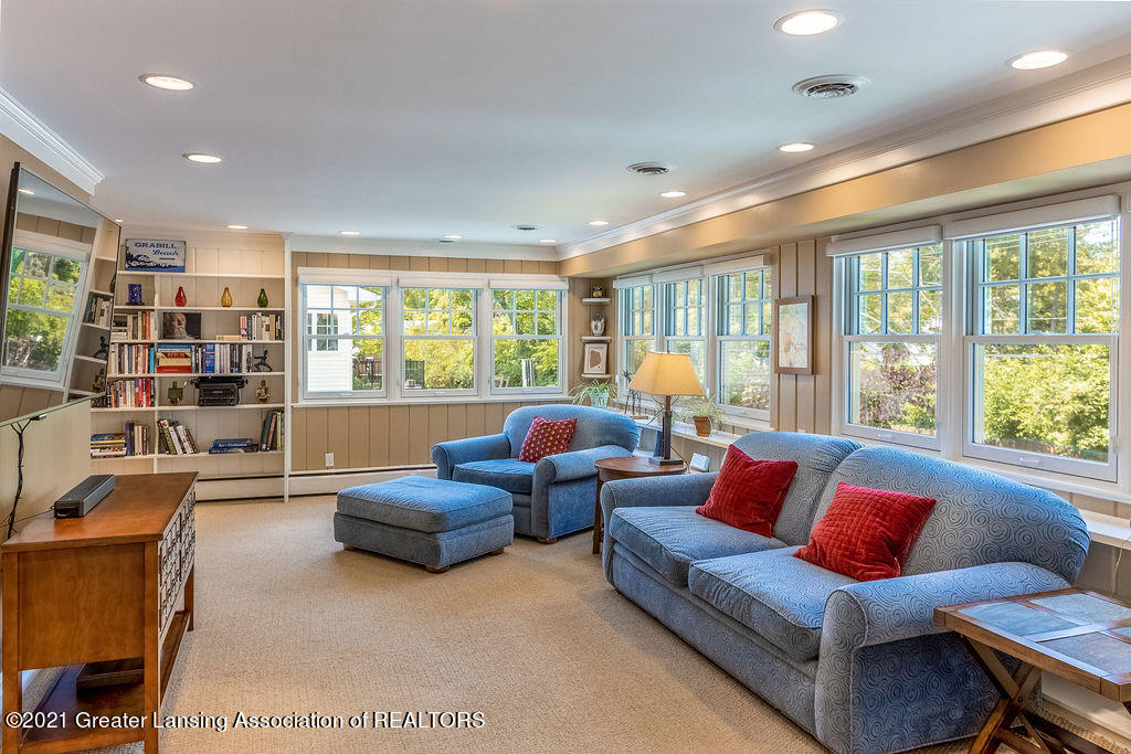 535 Ardson Road East Lansing, MI 48823 - Photo 19 of 62 Final-10