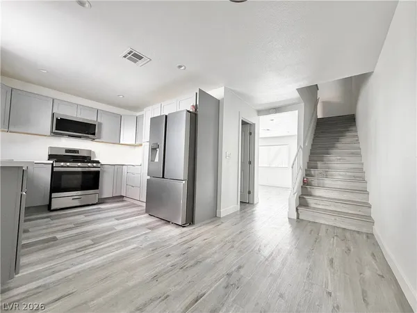 $1,700 | 1720 Cordoba Lane, Unit B, Las Vegas, NV 89108