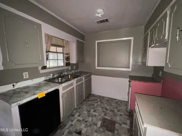 $60,000 | 605 1st Street Northeast, Magee, MS 39111
