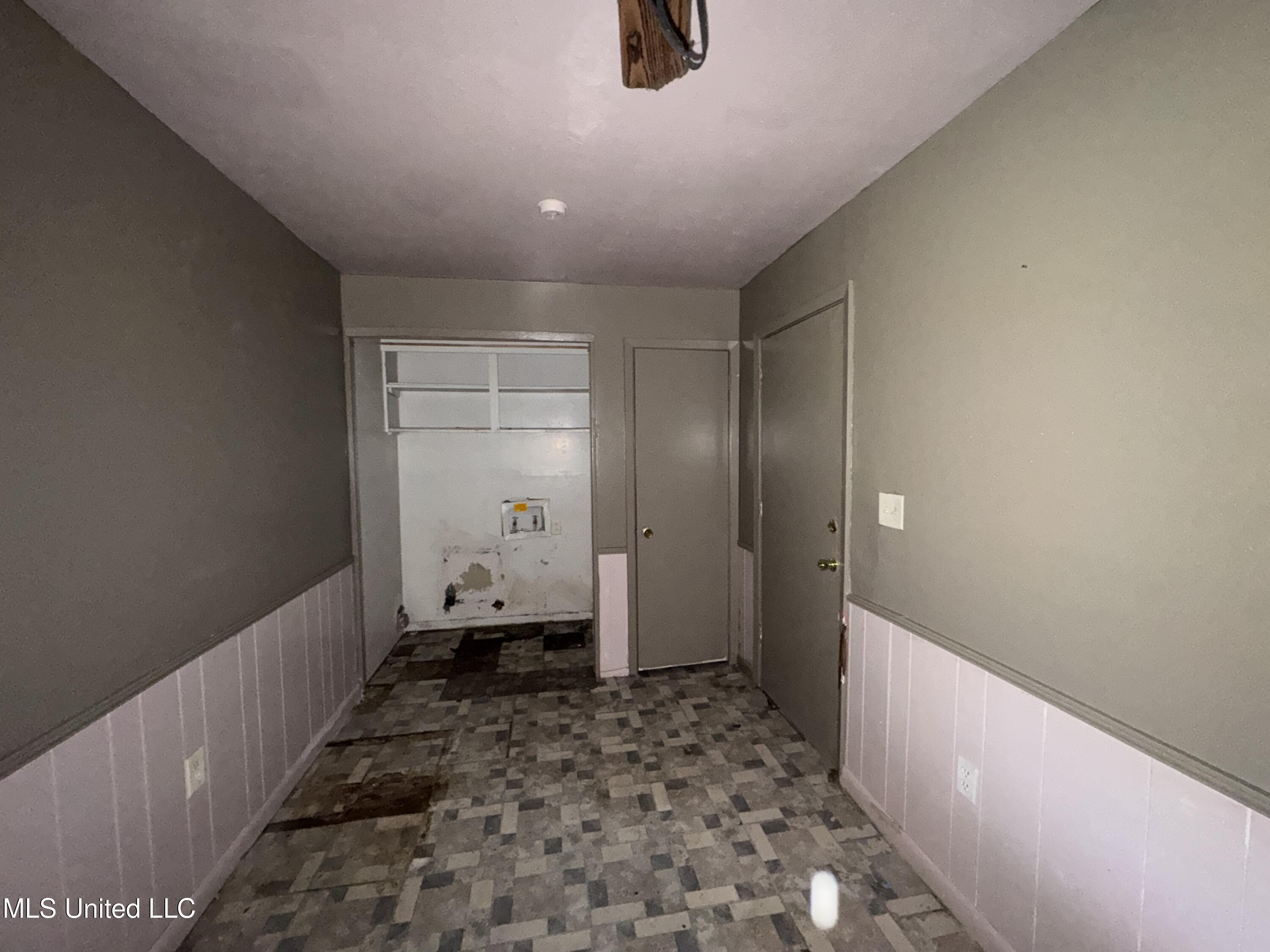 605 1st Street Northeast Magee, MS 39111 - Photo 14 of 25 IMG_9753