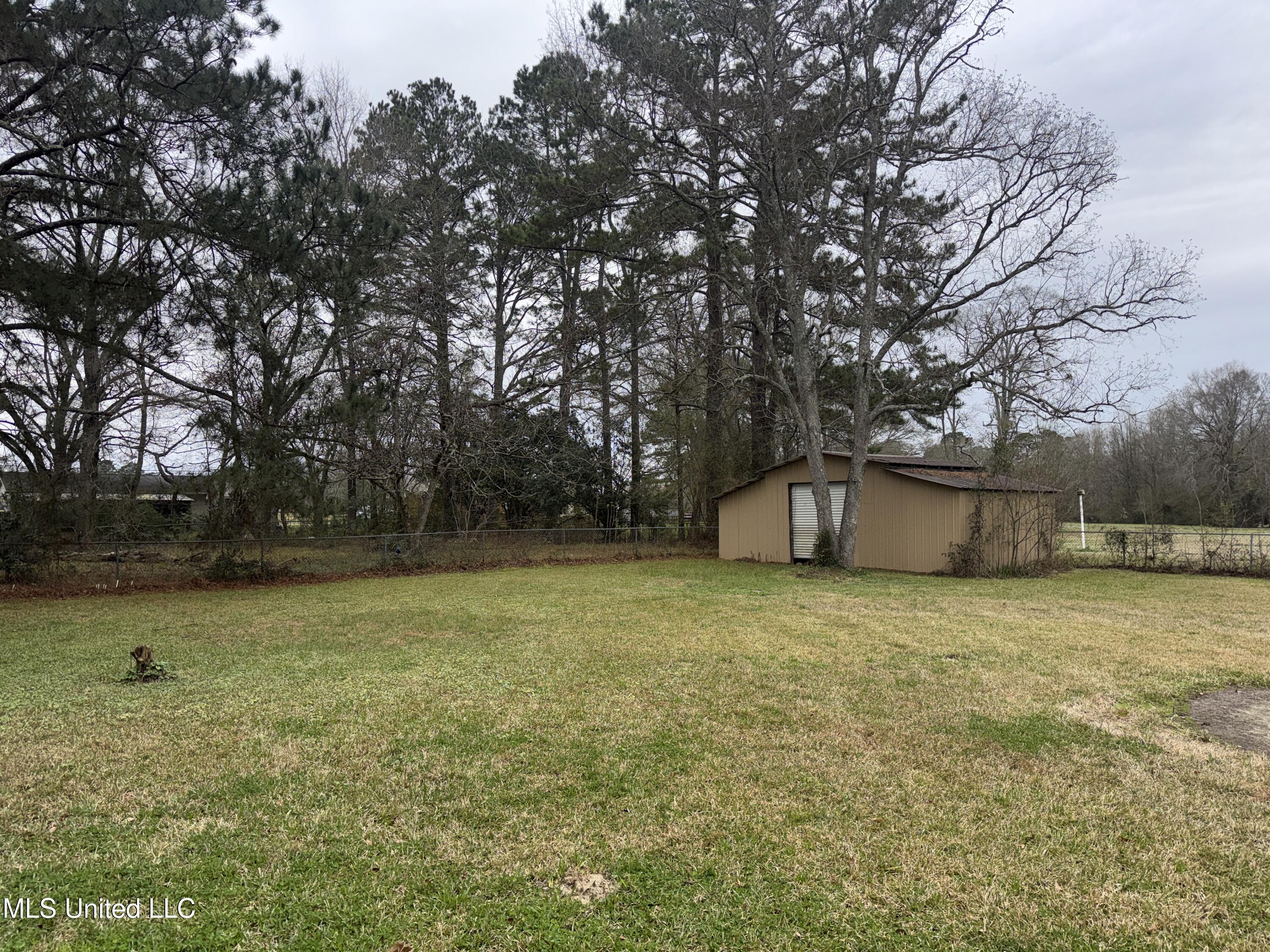 605 1st Street Northeast Magee, MS 39111 - Photo 18 of 25 IMG_9758