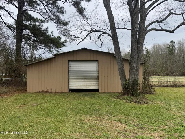 $60,000 | 605 1st Street Northeast, Magee, MS 39111