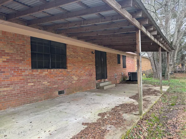 $60,000 | 605 1st Street Northeast, Magee, MS 39111