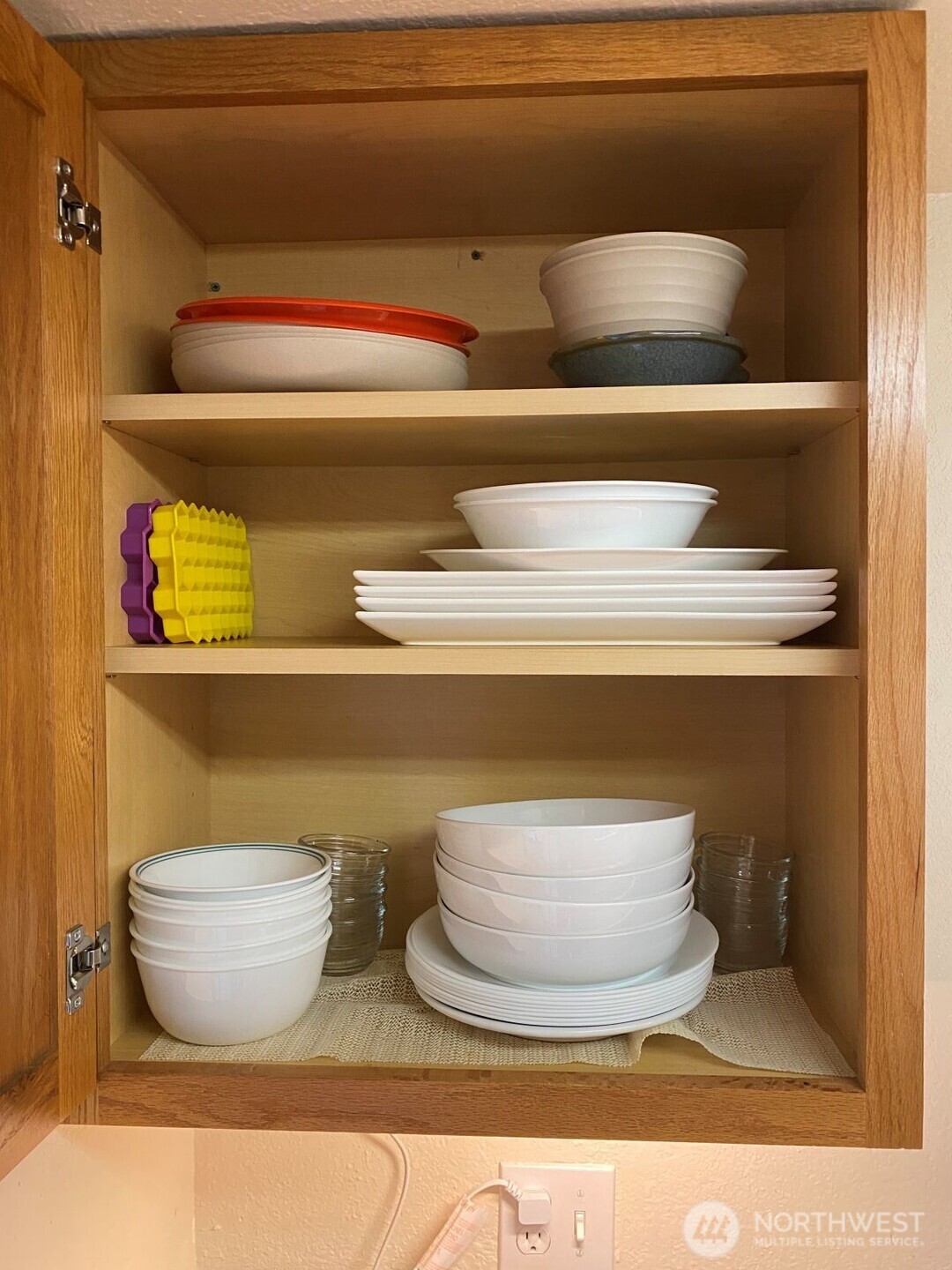 323 75th Street Southeast, Unit B10 Everett, WA 98203 - Photo 16 of 20