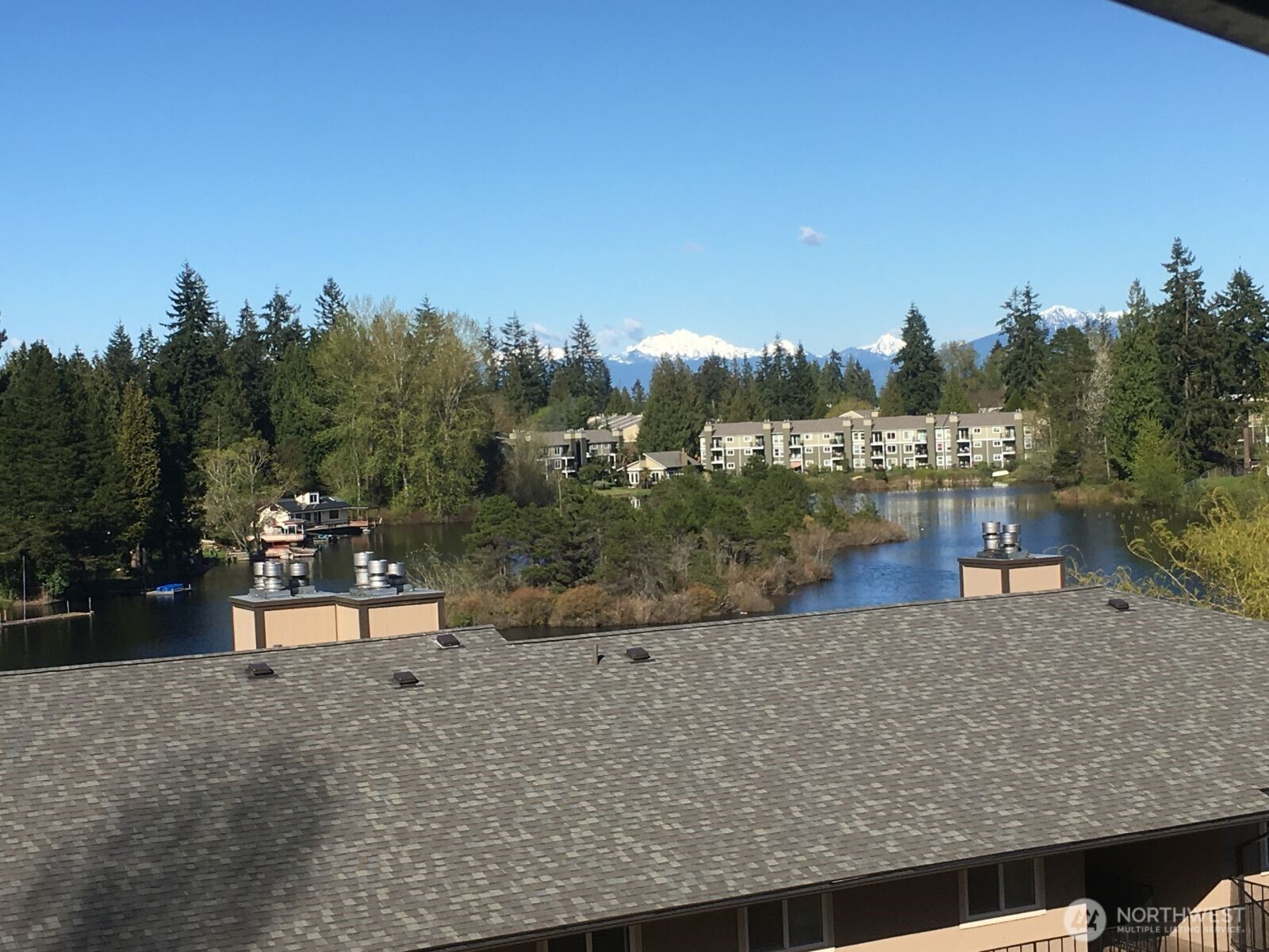 323 75th Street Southeast, Unit B10 Everett, WA 98203 - Photo 3 of 20