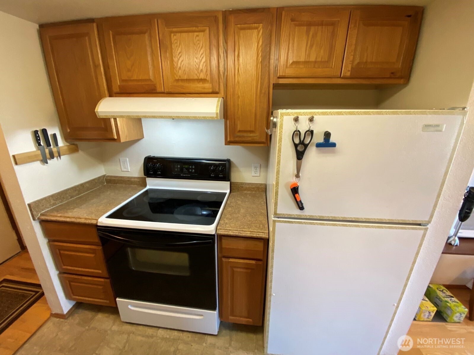 323 75th Street Southeast, Unit B10 Everett, WA 98203 - Photo 8 of 20