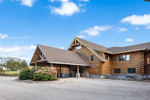 $285,000 | 695 South Street, Unit 7, Green Lake, WI 54941