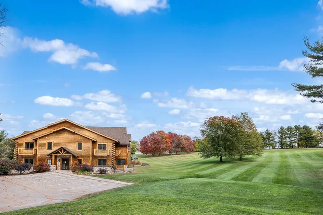 $285,000 | 695 South Street, Unit 7, Green Lake, WI 54941