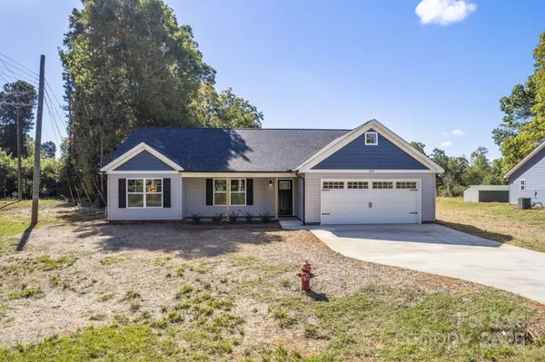 $354,900 | 6009 Zoo Parkway, Asheboro, NC 27205