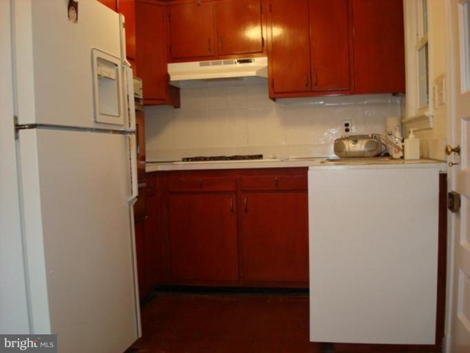 1518 Hanby Street Silver Spring, MD 20902 - Photo 6 of 13 Kitchen
