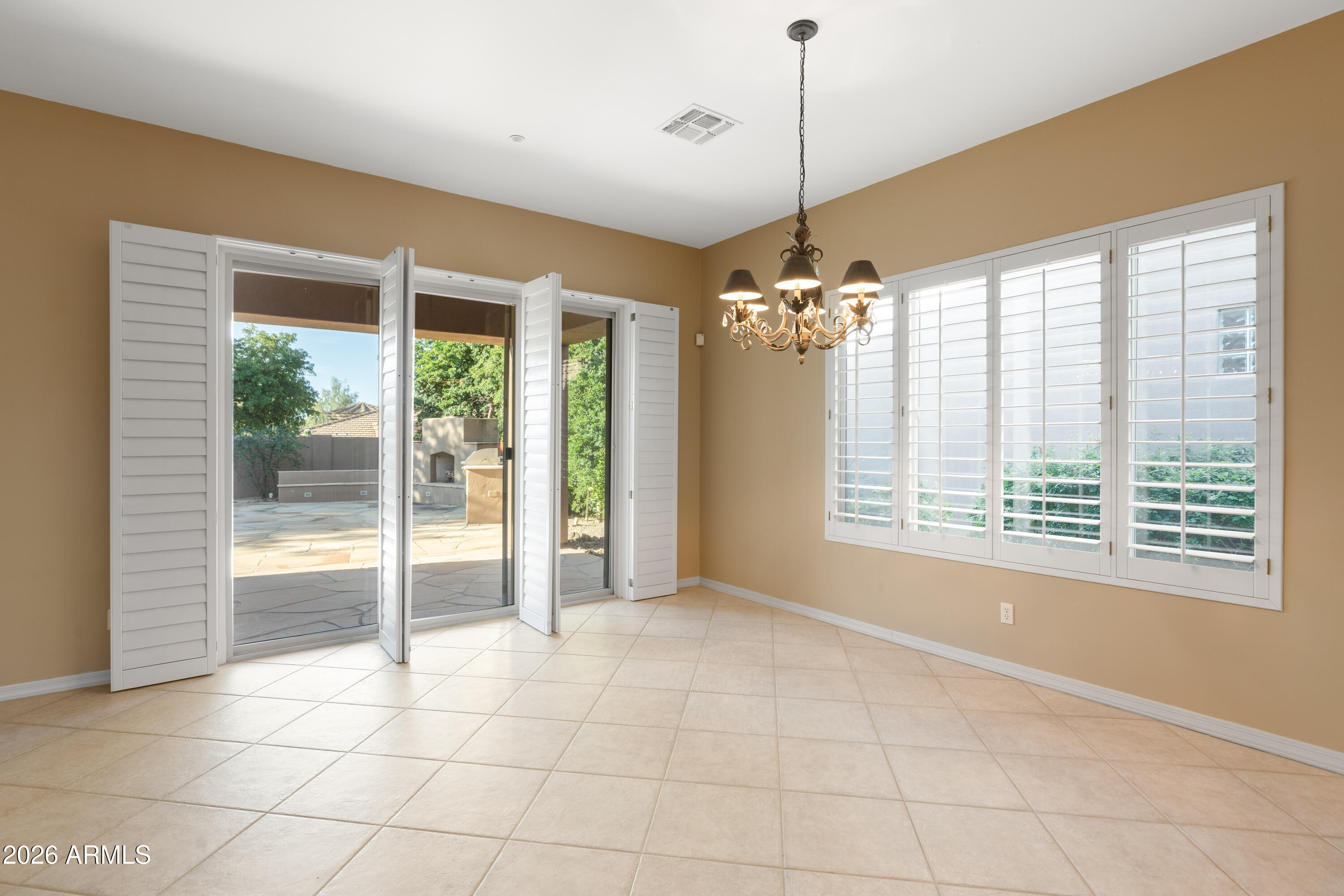 7363 East Eagle Feather Road Scottsdale, AZ 85266 - Photo 7 of 39 7363 E Eagle Feather