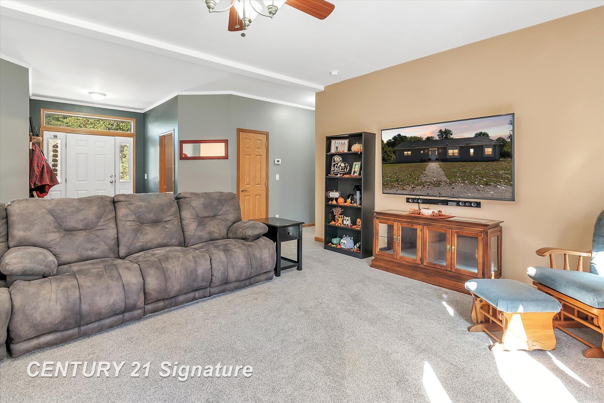 4758 North Meridian Road Hope, MI 48628 - Photo 10 of 65