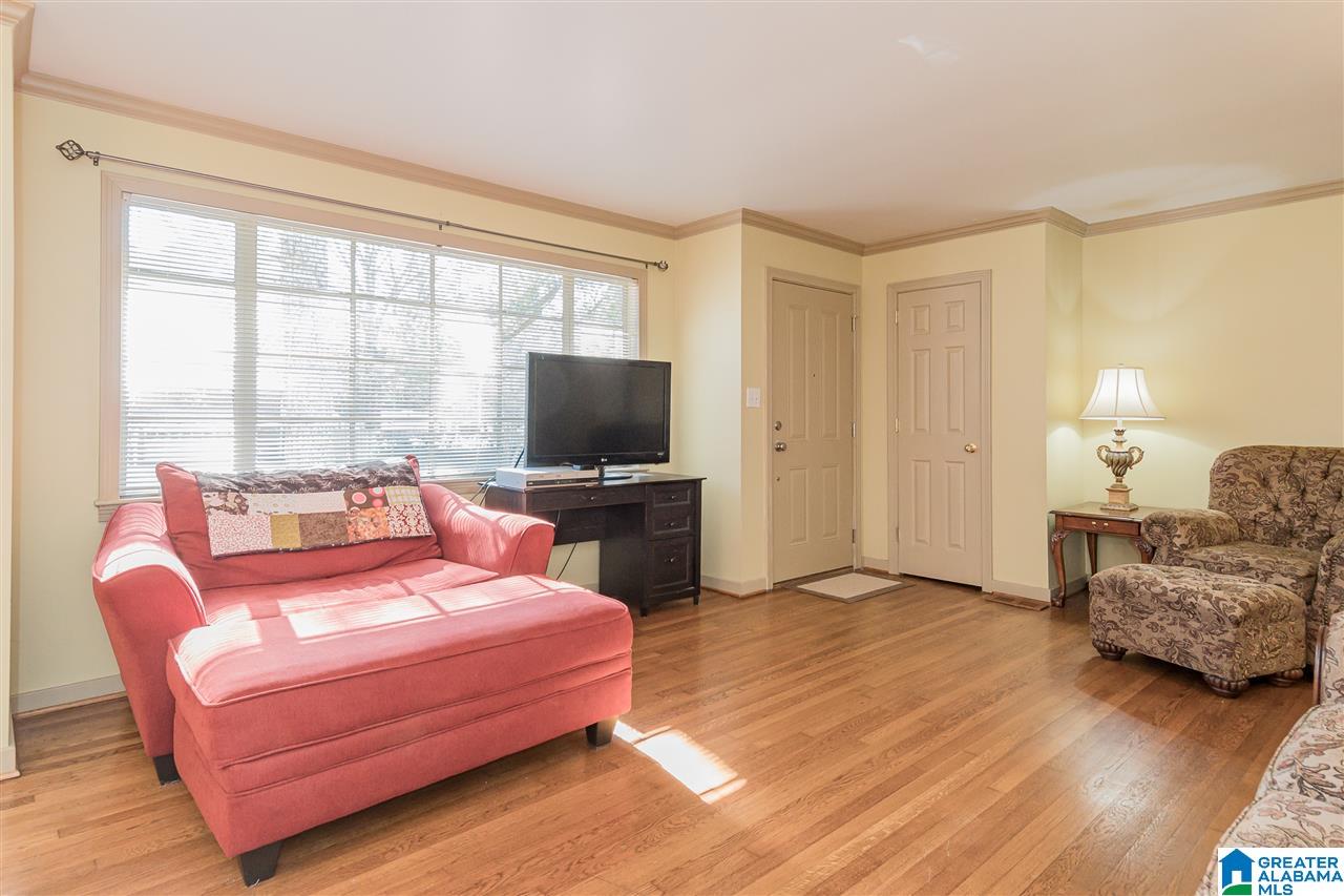 920 Pine Hill Road Birmingham, AL 35235 - Photo 6 of 36