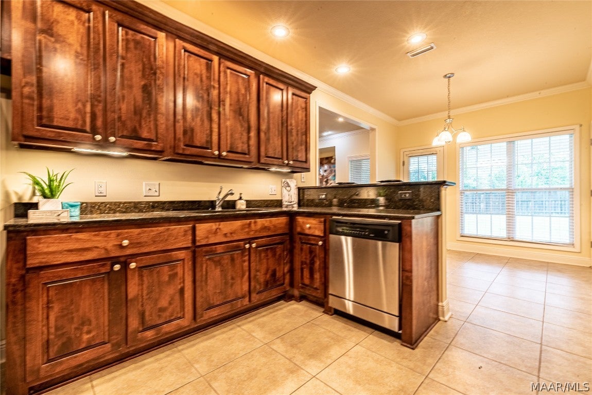 33 Blue Ridge Circle Enterprise, AL 36330 - Photo 14 of 48 Gallery Image 14
