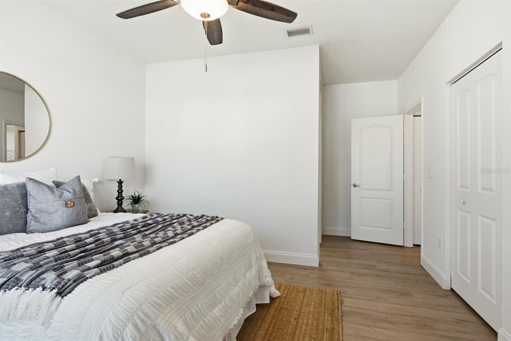 1027 Normandy Trace Road Tampa, FL 33602 - Photo 18 of 38